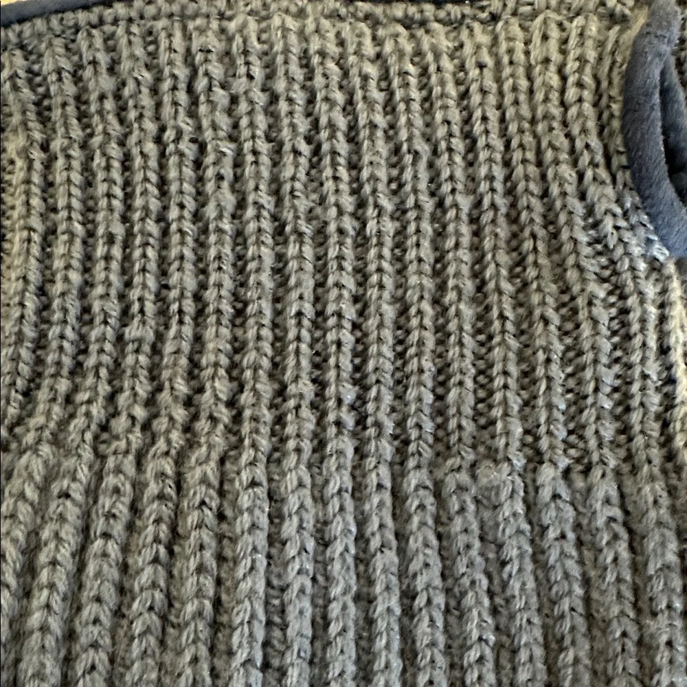 New Portolano Ribbed Merino Wool Gloves. Size Small. Blue.